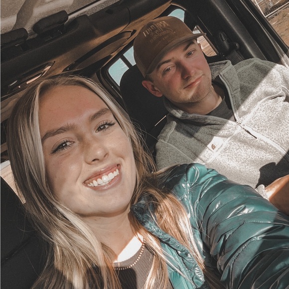 Meet your Posher, Mckinley - Picture 2 of 2